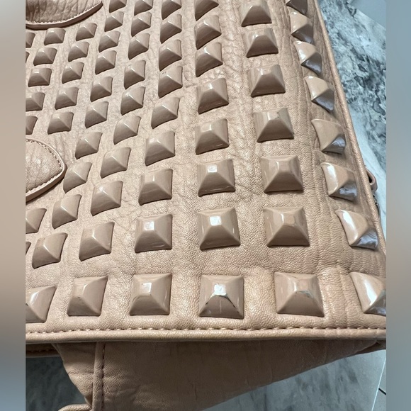 SR2 by Sondra Roberts tan studded purse - Picture 10 of 10